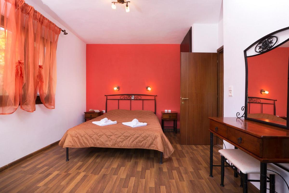 Menir Luxury Apartments Принос Экстерьер фото