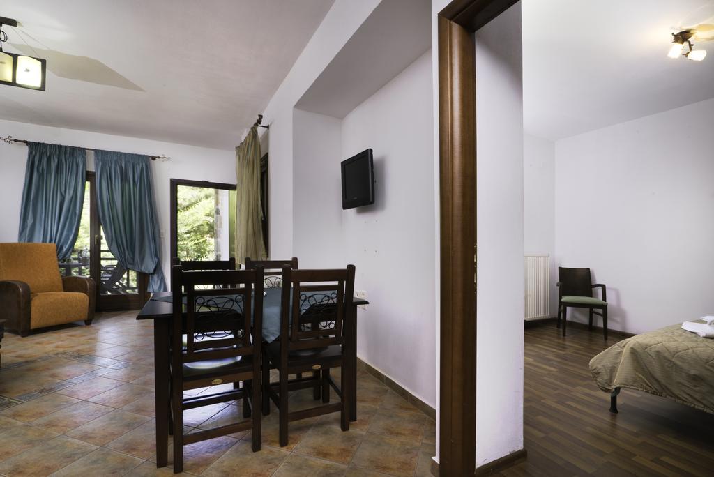 Menir Luxury Apartments Принос Экстерьер фото